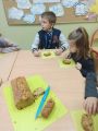 Robimy ciasto marchewkowe, 