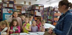 0A w bibliotece, 