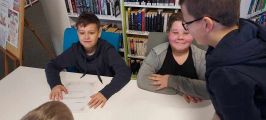 Wycieczka klasy VI b do Poczytalni w Legionowie, 