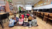 Zajęcia biblioteczne w klasie 1e, 